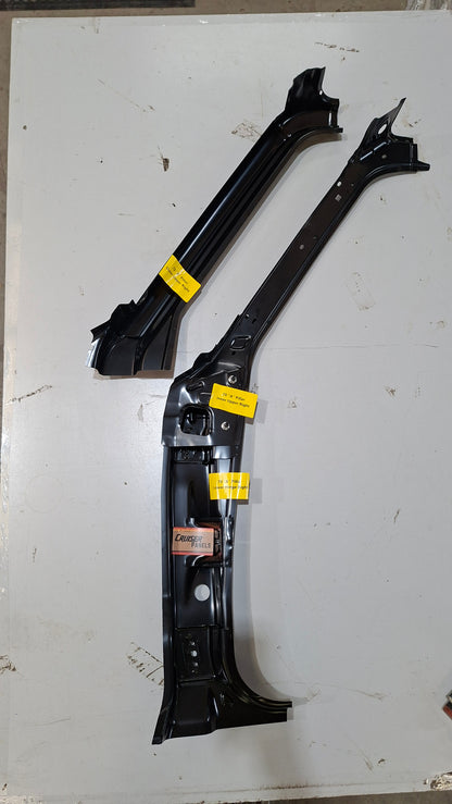 70 Lower Hinge Pillar (A) Right