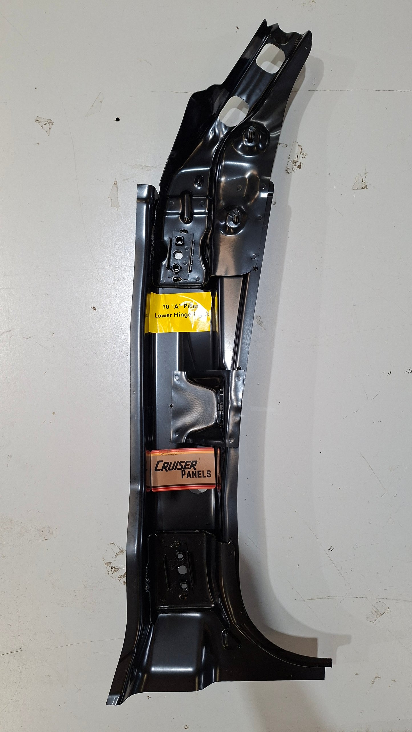 70 Lower Hinge Pillar (A) Right
