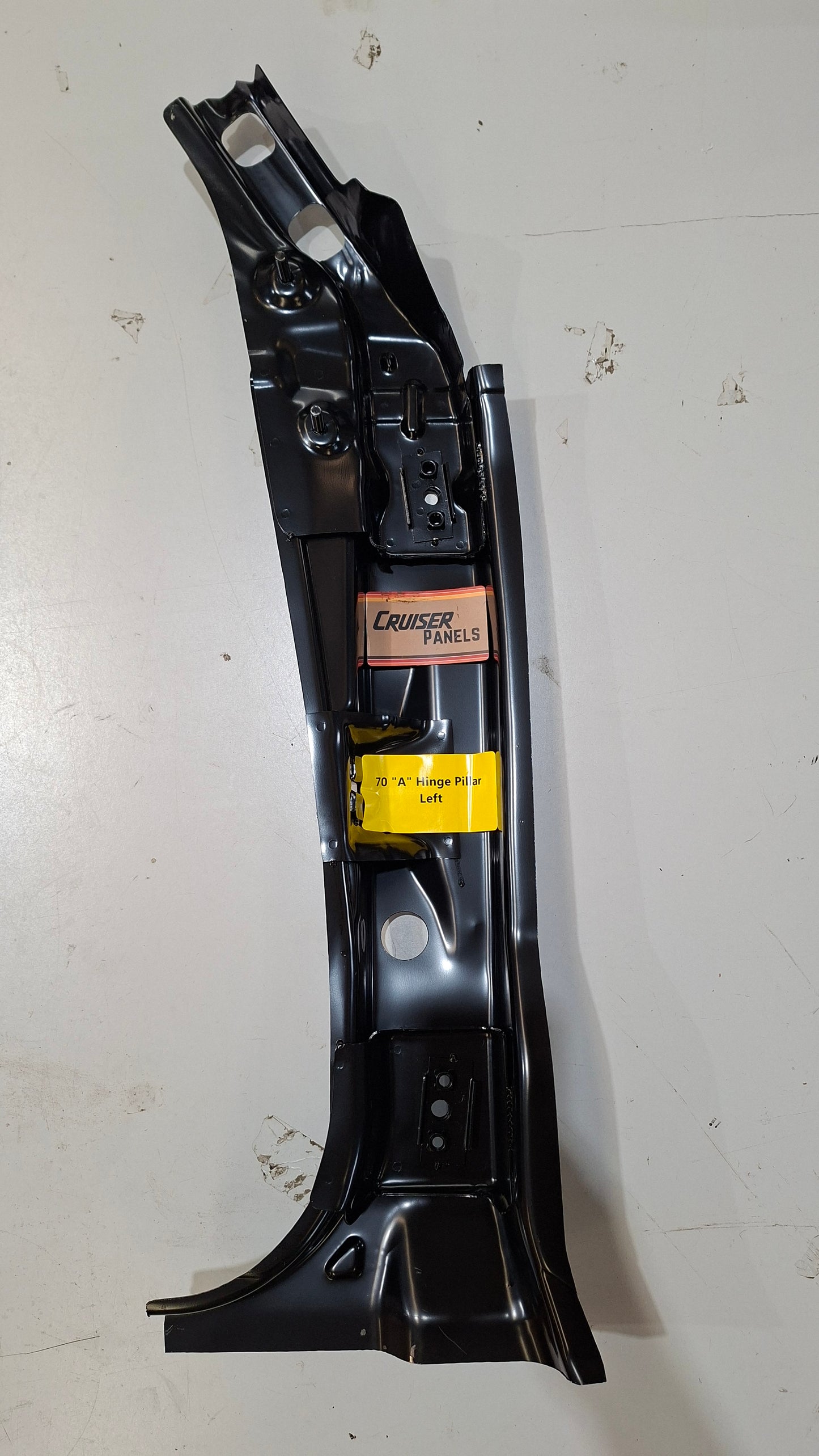70 Lower Hinge Pillar (A) Left