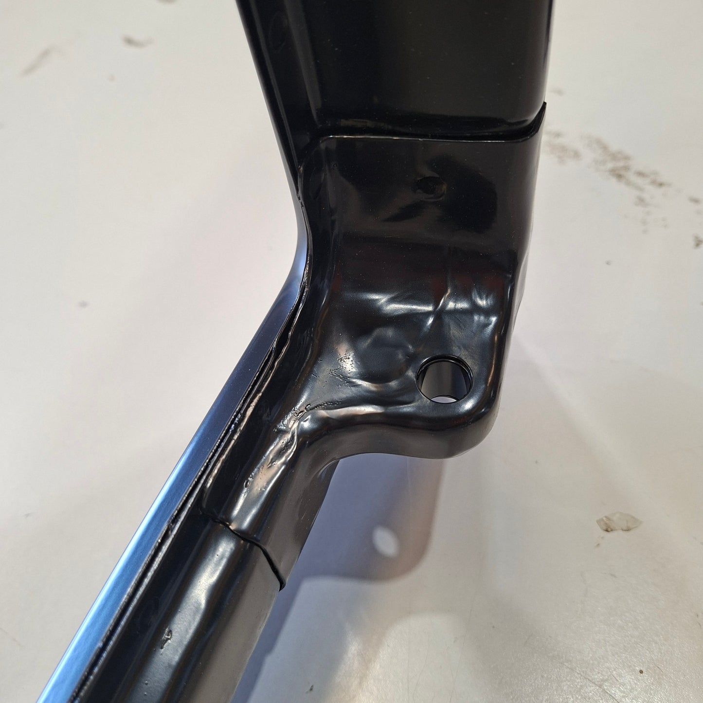 Genuine 75 Windscreen Surround