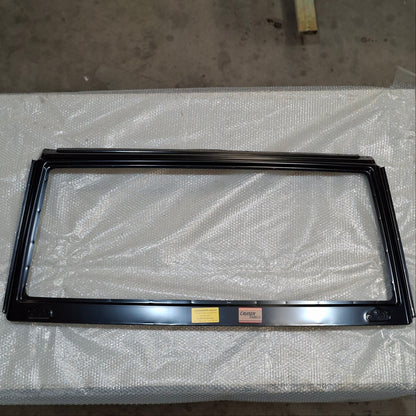75 Windscreen Surround