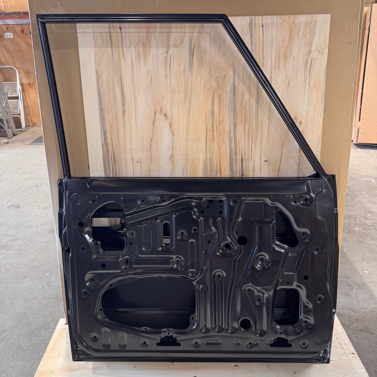 GENUINE 75 Series Square Corner Door LEFT