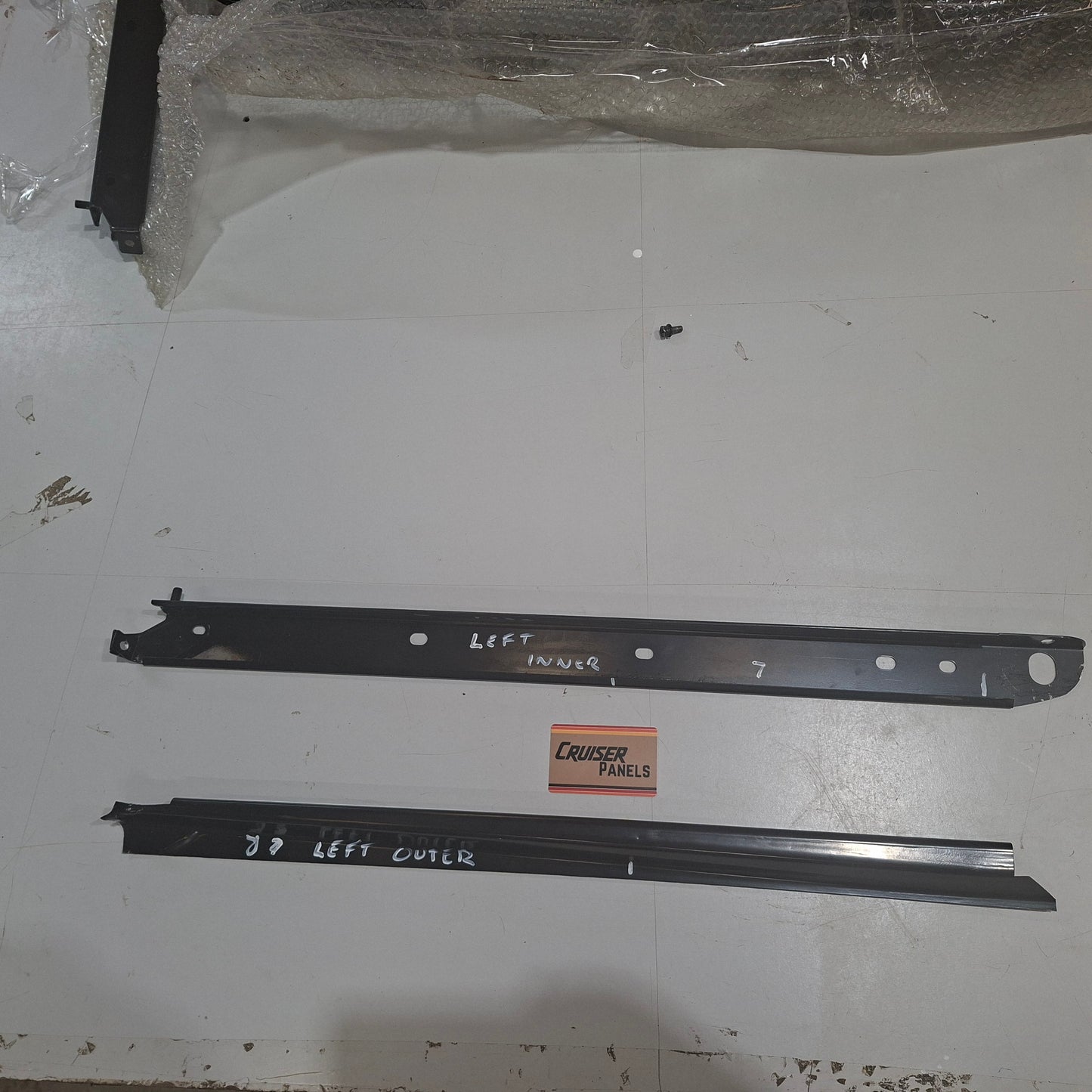 40 Cab Brace for Top of Door Left