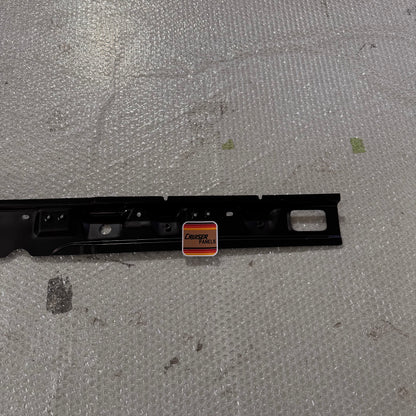 70 Dual Cab Roof Rail Inner Right