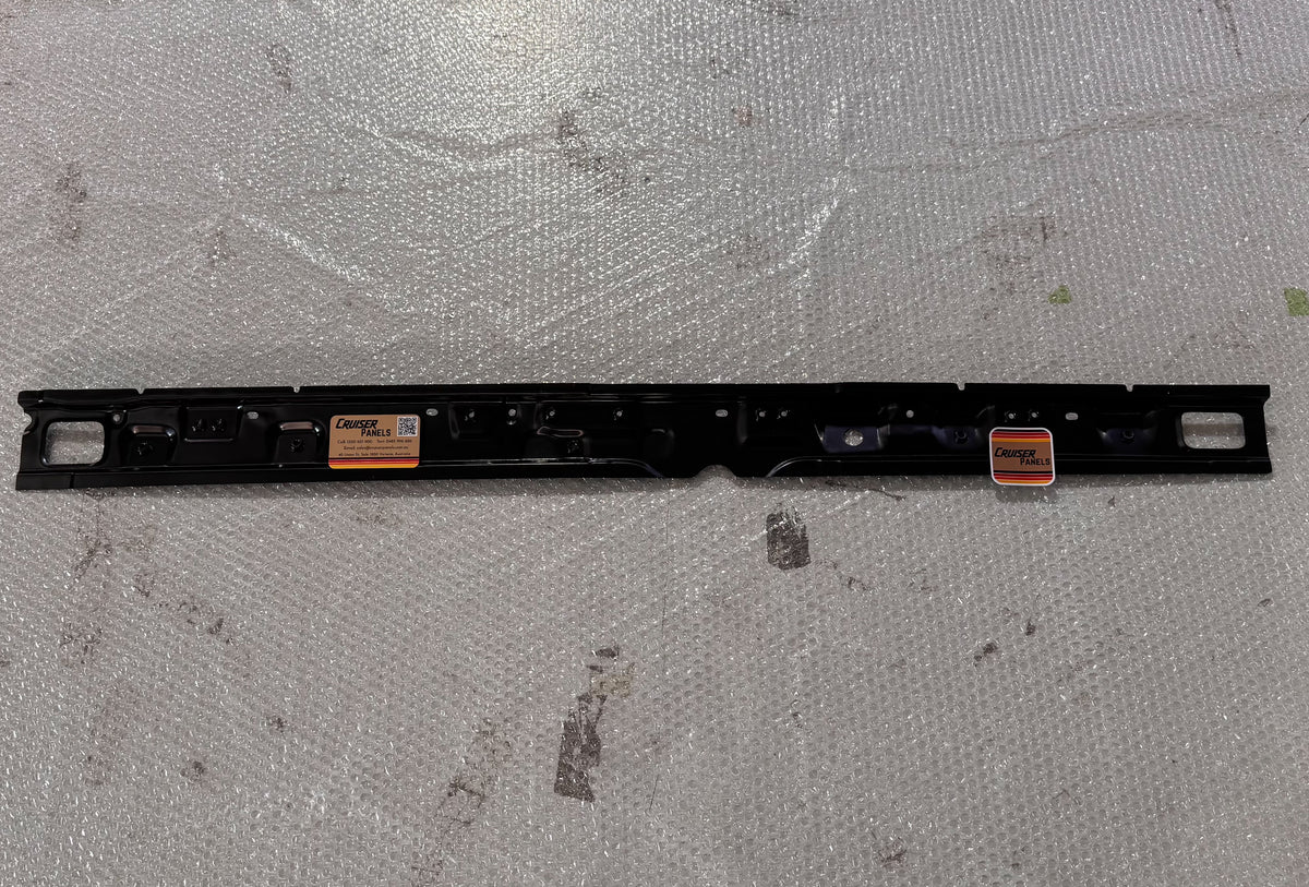 70 Dual Cab Roof Rail Inner Right